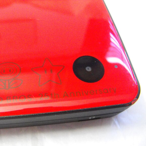 Nintendo DSi XL Red Mario 25th Anniversary Edition Region Free - Picture 2 of 13